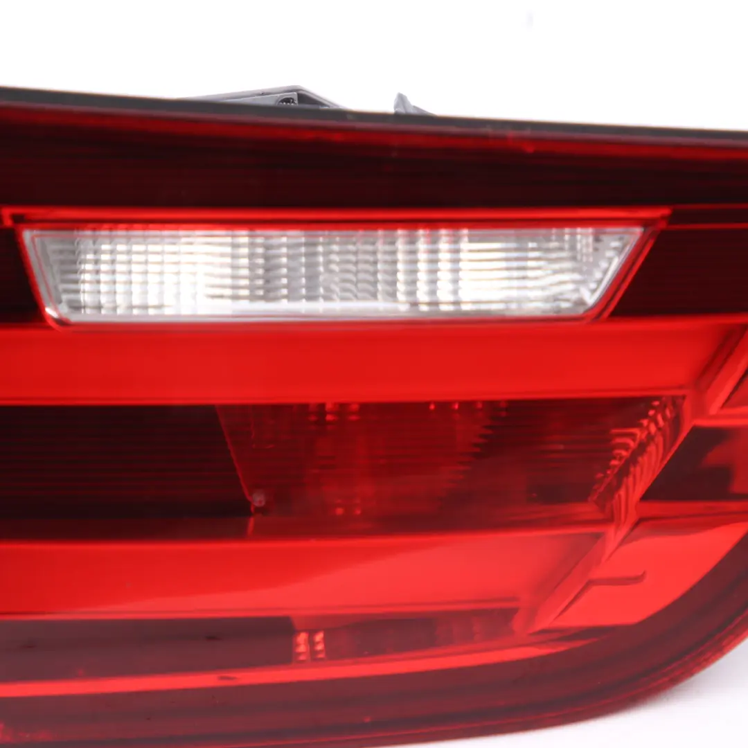 BMW F34 GT Lampe Arrière Gauche Lumière dans couvercle coffre - SKU 7286033 - Numéro de pièce 7286033