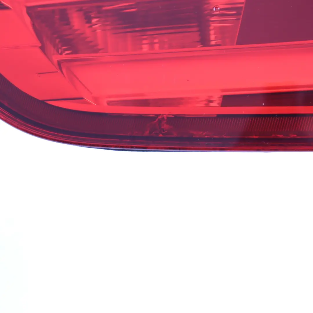 BMW F34 GT Lampe Arrière Droite Dans Couvercle Coffre - SKU 7286034 - Numéro de pièce 7286034