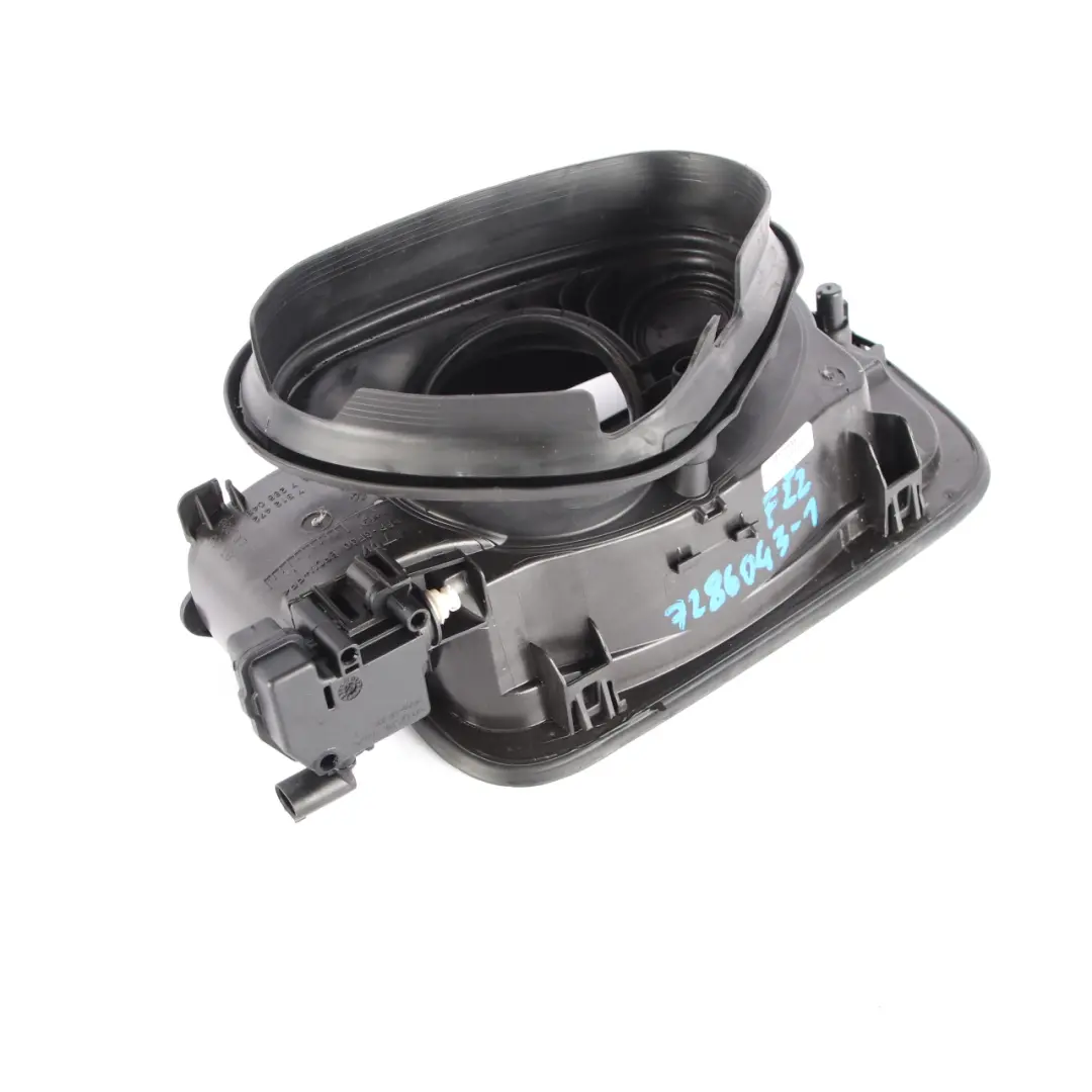  Sportello di rifornimento carburante BMW F22 F22N LCI montaggio del vaso - SKU 7286043-1 - Numero di parte 7286043