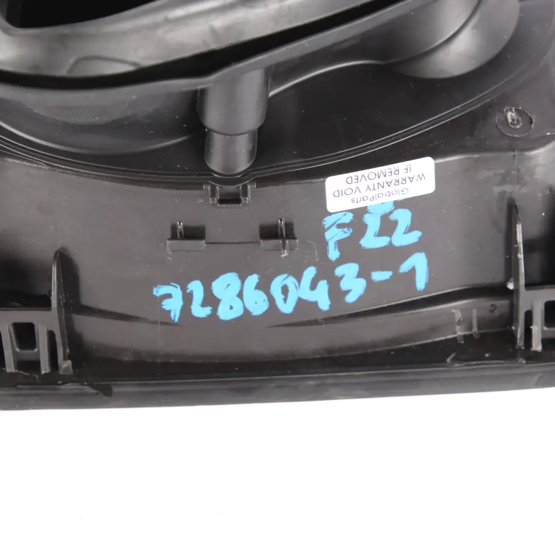 F22N LCI Osłona Wkład Klapka Wlewu Paliwa do BMW F22 o numerze 7286043 BMW F22 F22N LCI Osłona Wkład Klapka Wlewu Paliwa - SKU 7286043-1 - Numer Części 7286043