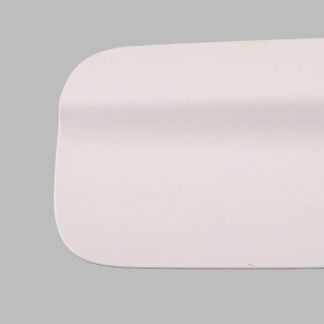 BMW F22 Klapka Pokrywa Wlewu Paliwa Biała Alpine White - 300 - SKU 7286045-AW - Numer Części 7286045