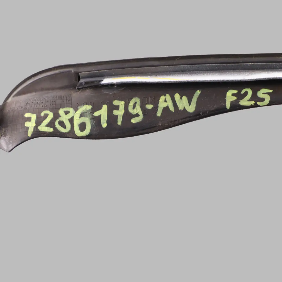 Parabrezza Anteriore Sinistro Striscia Di Modanatura Alpinweiss - 300 per BMW X3 F25 con numero di parte 7286179 BMW X3 F25 Parabrezza Anteriore Sinistro Striscia Di Modanatura Alpinweiss - 300 - SKU 7286179-AW - Numero di parte 7286179