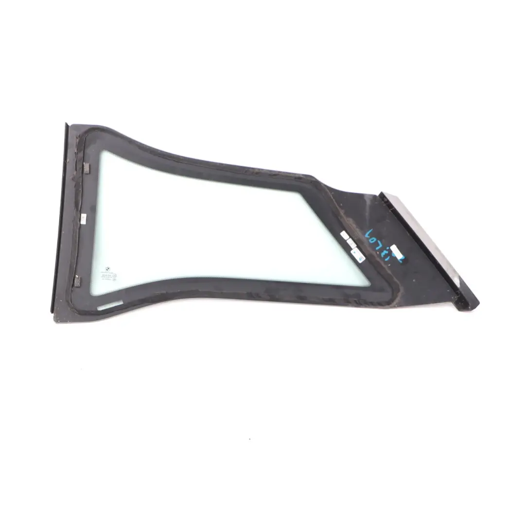 Window Glass BMW i3 I01 Rear Right O/S Quarter Side Glazing AS2 to with Part number 7288190 Window Glass BMW i3 I01 Rear Right O/S Quarter Side Glazing AS2 - SKU 7288190 - Part number 7288190