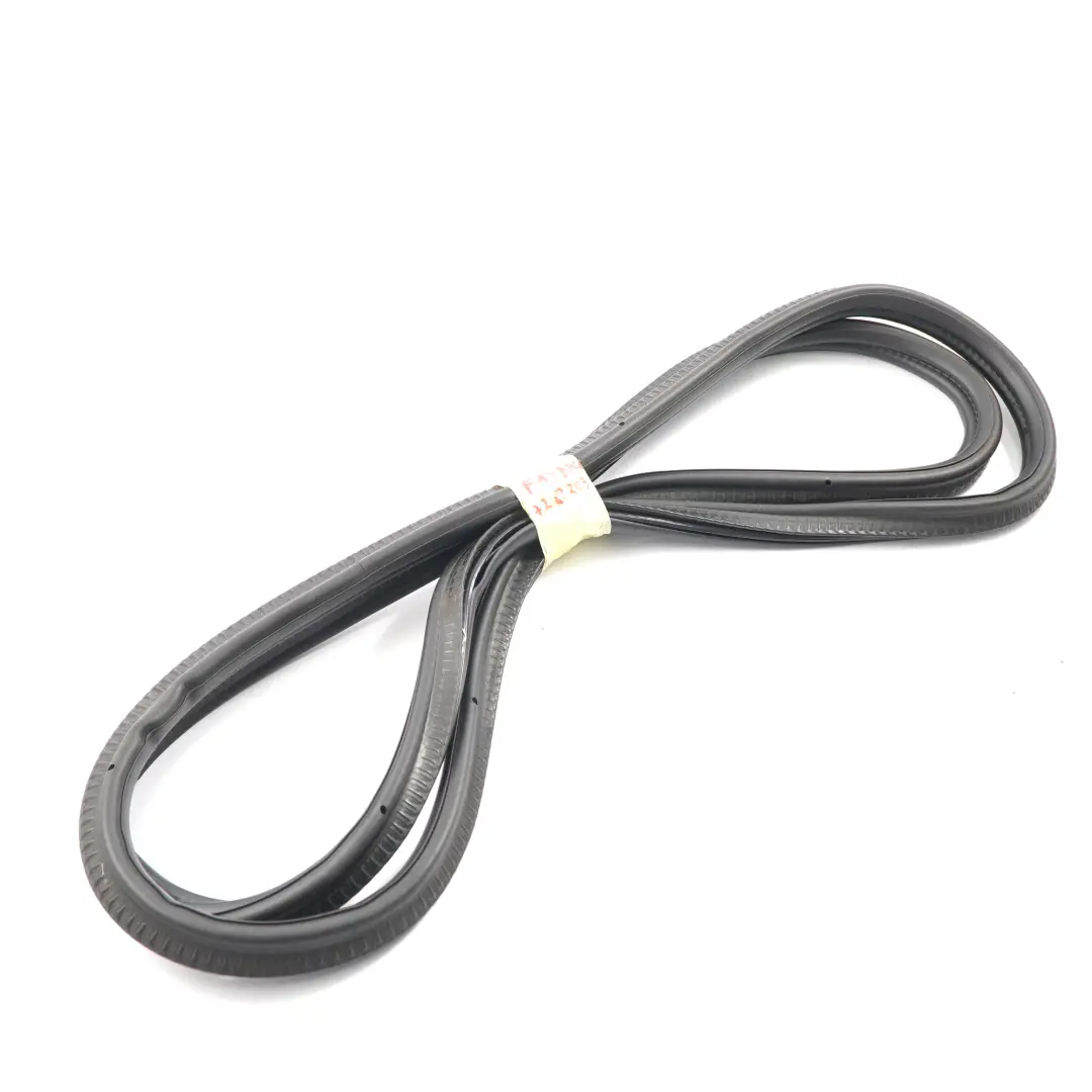 Guarnizione coperchio baule per BMW F06 F13 con numero di parte 7288203 BMW F06 F13 Guarnizione coperchio baule - SKU 7288203 - Numero di parte 7288203