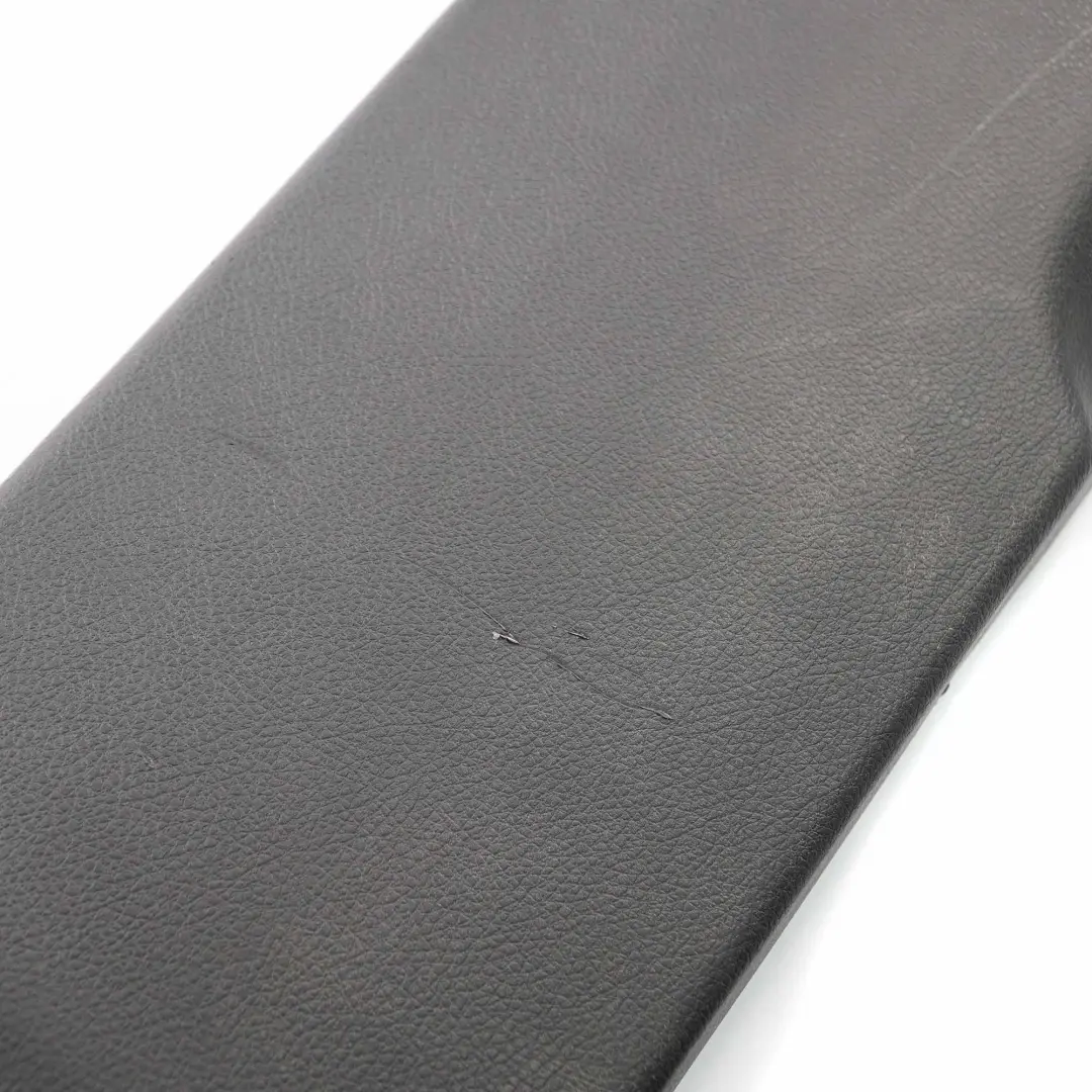 Coperchio della colonna B BMW F30 F31 Pannello inferiore sinistro Nero 7221001 per con numero di parte 7288219 Coperchio della colonna B BMW F30 F31 Pannello inferiore sinistro Nero 7221001 - SKU 7288219-1 - Numero di parte 7288219