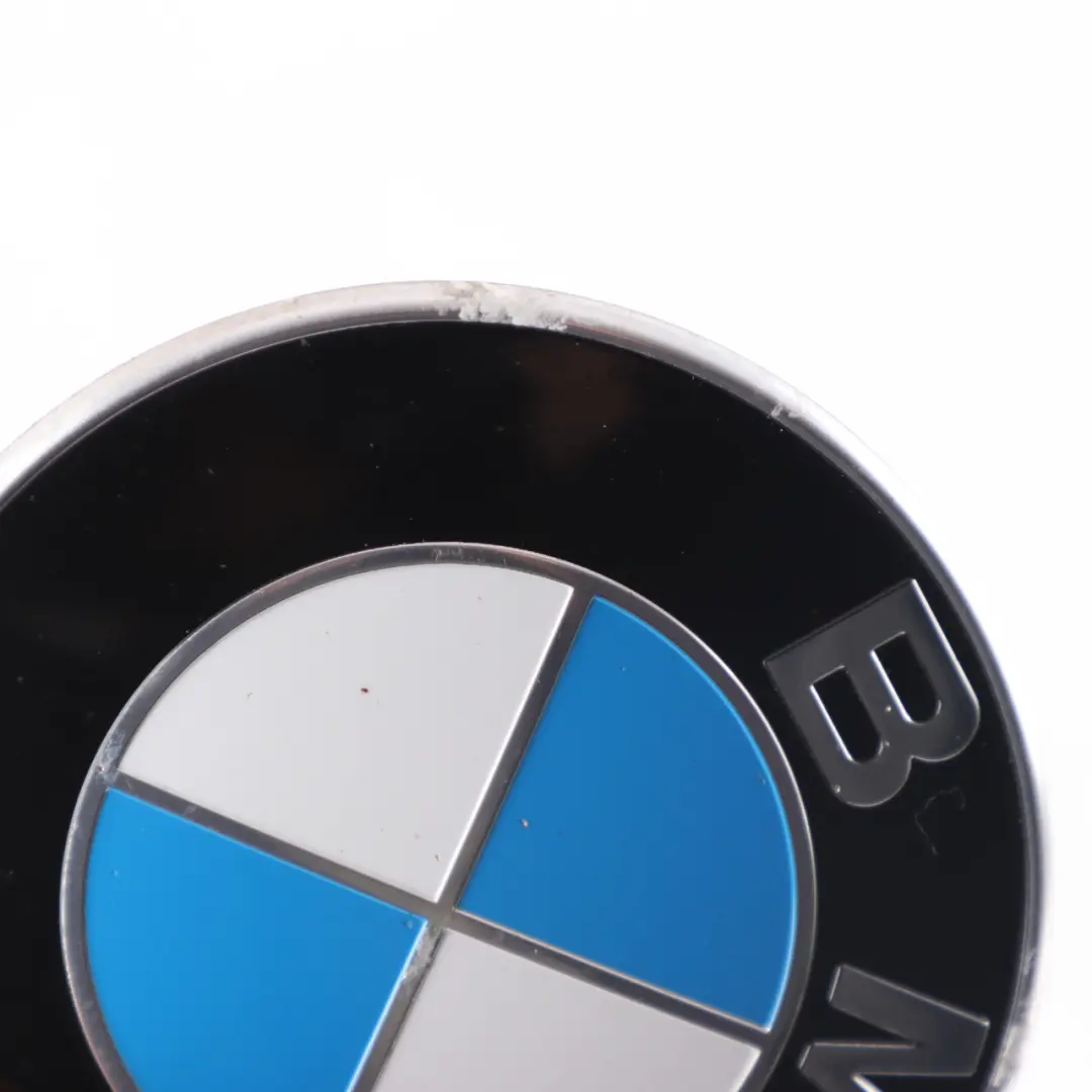 Emblem BMW E81 E87 E90 E91 F20 F30 Trunk Holder Button Tailgate Opening Badge to with Part number 7288752 Emblem BMW E81 E87 E90 E91 F20 F30 Trunk Holder Button Tailgate Opening Badge - SKU 7288752-2 - Part number 7288752