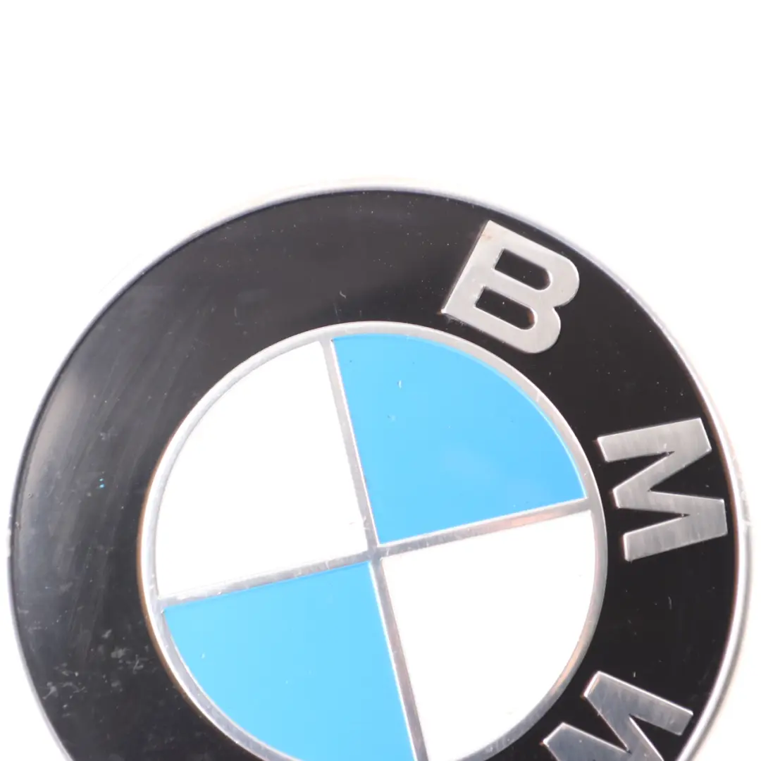 Emblembetatigung Coffre Support Bouton Hayon pour BMW F20 F21 LCI à propos du numéro de pièce 7288752 BMW F20 F21 LCI Emblembetatigung Coffre Support Bouton Hayon - SKU 7288752 - Numéro de pièce 7288752