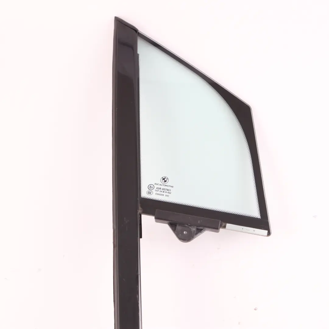 Side Window Glass BMW i3 I01 Green Fixed Front Right Door O/S AS2 to with Part number 7289042 Side Window Glass BMW i3 I01 Green Fixed Front Right Door O/S AS2 - SKU 7289042 - Part number 7289042