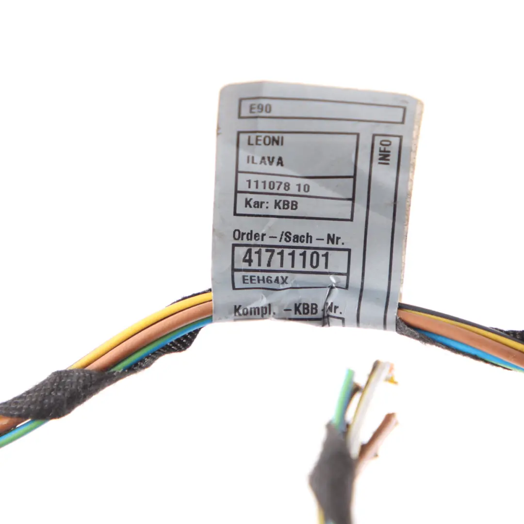  Prise de courant BMW E90 LCI Saloon Câblage lumière dans panneau latéral gauche - SKU 7289425-5 - Numéro de pièce 7289425