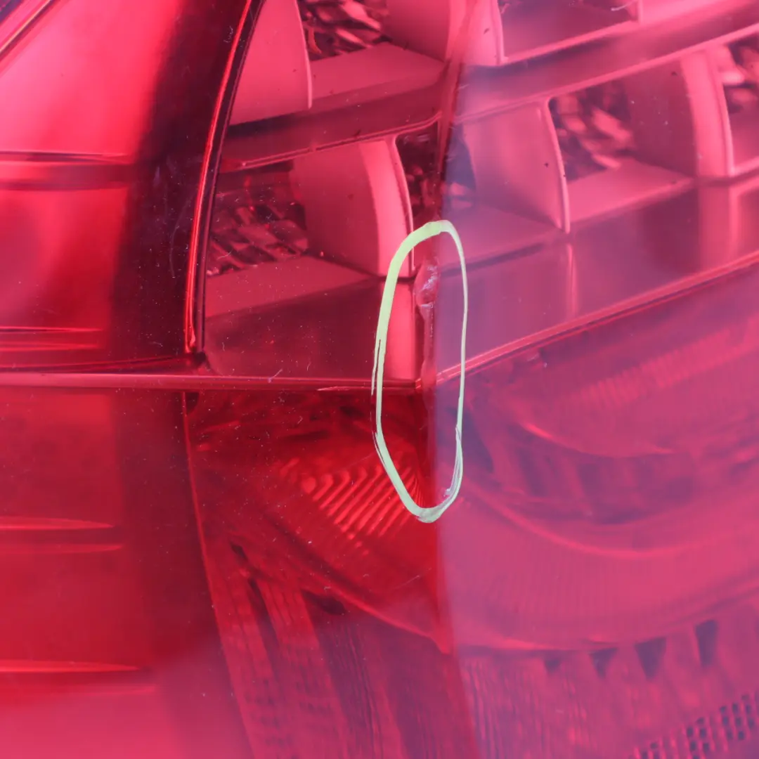 Lamp BMW E90 LCI Saloon Light In The Side Panel Left N/S to Rear with Part number 7289425 Rear Lamp BMW E90 LCI Saloon Light In The Side Panel Left N/S - SKU 7289425-7 - Part number 7289425