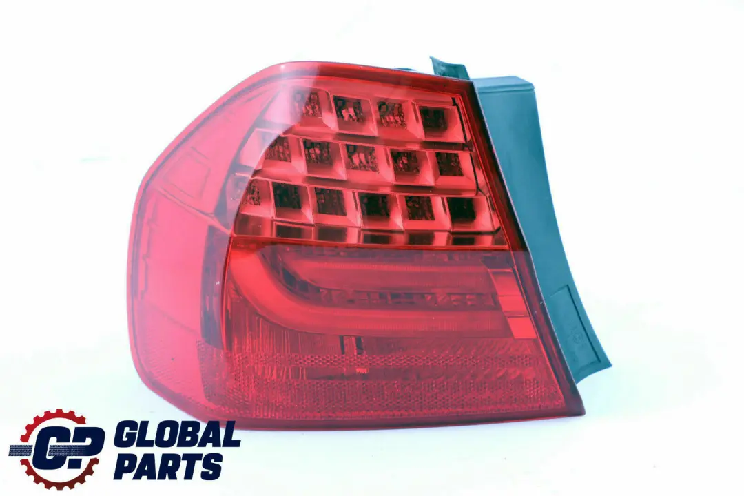 Lampa Tylna Zewnętrzna Lewa Lewy Tył do BMW E90 LCI o numerze 7289425 BMW E90 LCI Lampa Tylna Zewnętrzna Lewa Lewy Tył - SKU 7289425 - Numer Części 7289425