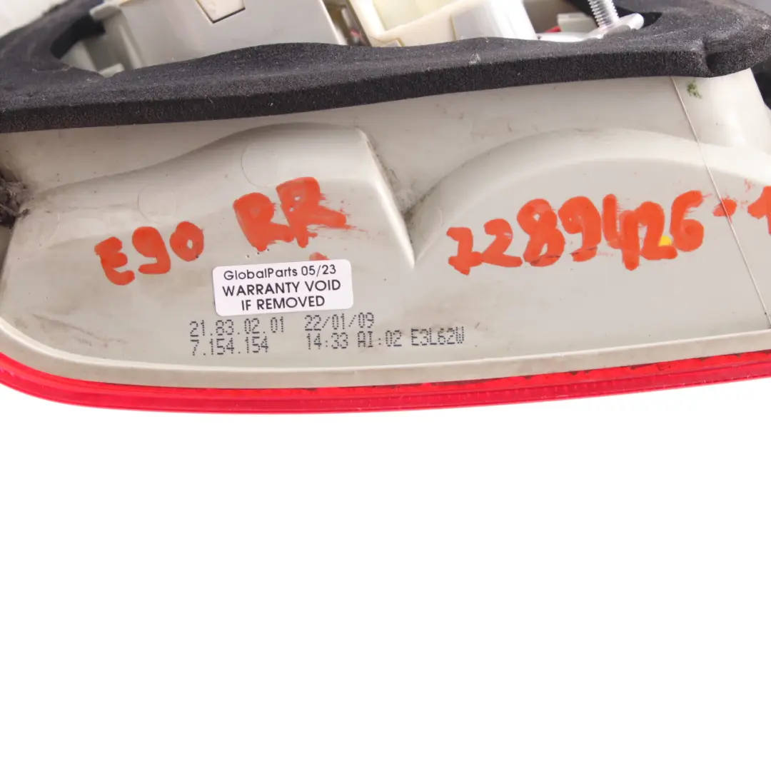 BMW E90 LCI Saloon Lamp Light In The Side Panel Rear Right O/S - SKU 7289426-1 - Part number 7289426