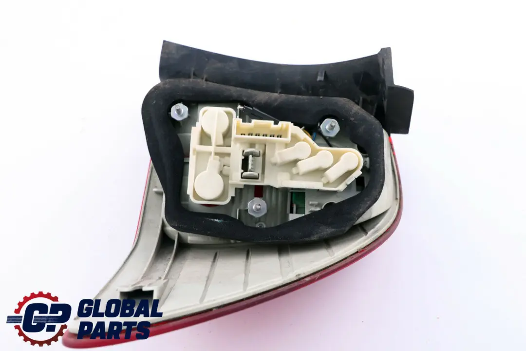 BMW E91 LCI Rear Outer Light Lamp In The Side Panel Left N/S - SKU 7289431 - Part number 7289431