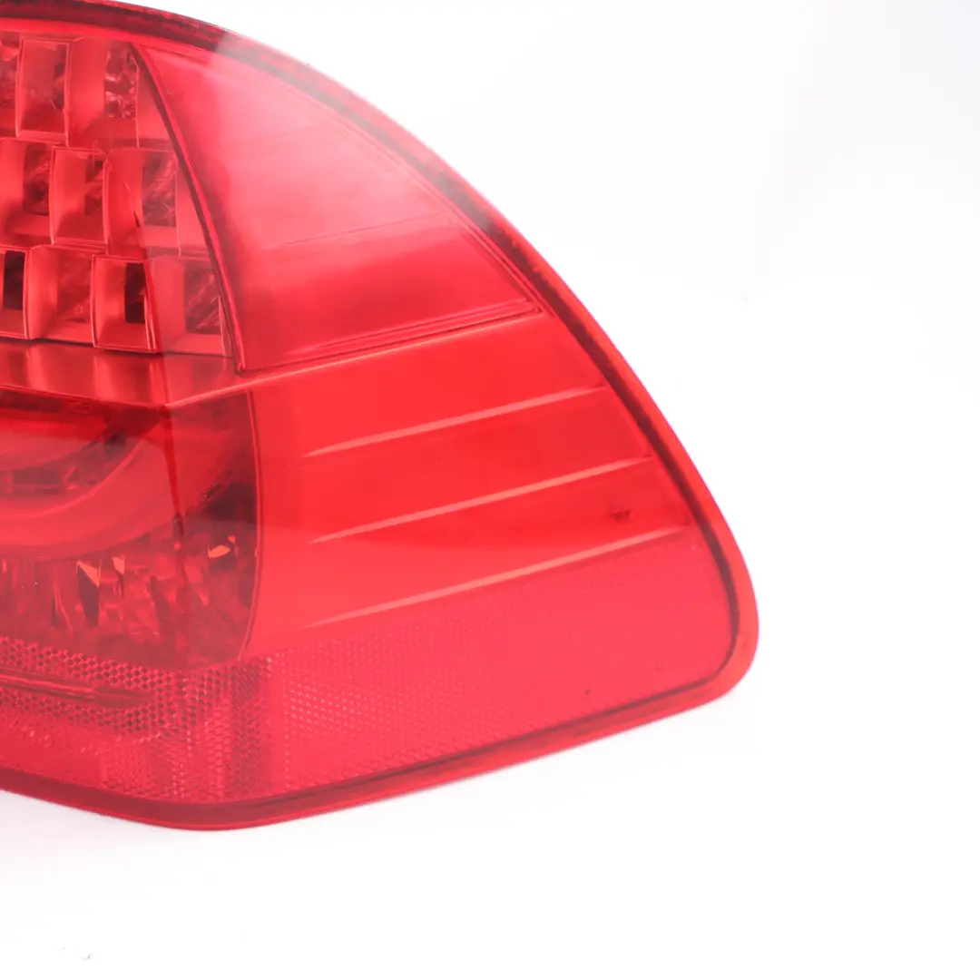 Rücklicht Lampe In Der Seitenwand Rechts für BMW E91 LCI mit Teilenummer 7289432 BMW E91 LCI Rücklicht Lampe In Der Seitenwand Rechts - SKU 7289432-1 - Teilenummer 7289432