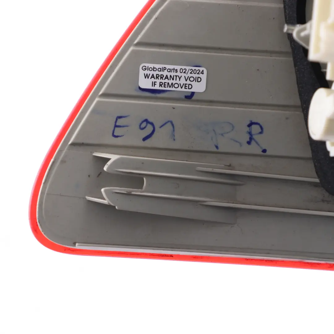 Rücklicht Lampe In Der Seitenwand Rechts für BMW E91 LCI mit Teilenummer 7289432 BMW E91 LCI Rücklicht Lampe In Der Seitenwand Rechts - SKU 7289432-1 - Teilenummer 7289432