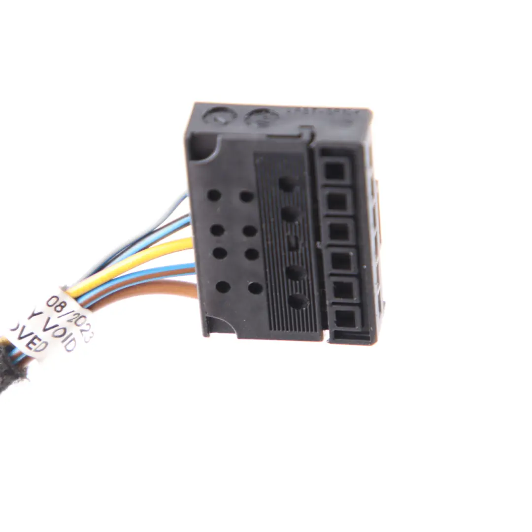 Enchufe Luz Trasera Panel Lateral Derecho Cableado 6984754 para BMW E91 LCI con número de pieza 7289432 BMW E91 LCI Enchufe Luz Trasera Panel Lateral Derecho Cableado 6984754 - SKU 7289432-2 - Número de pieza 7289432