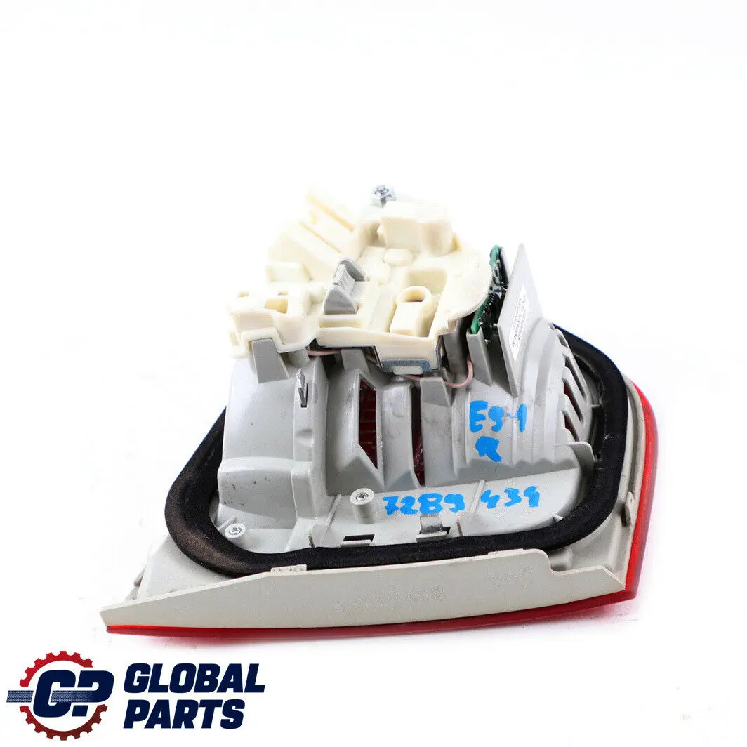 BMW E91 LCI Rear Light Lamp In Trunk Lid Tailgate Right O/S - SKU 7289434 - Part number 7289434
