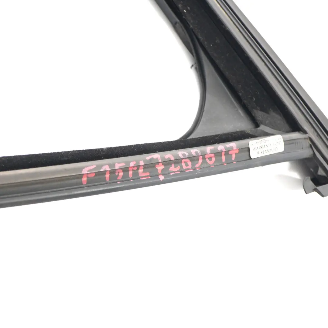 Uszczelka Szyby Lewy Przód do BMW X5 F15 o numerze 7289617 BMW X5 F15 Uszczelka Szyby Lewy Przód - SKU 7289617 - Numer Części 7289617
