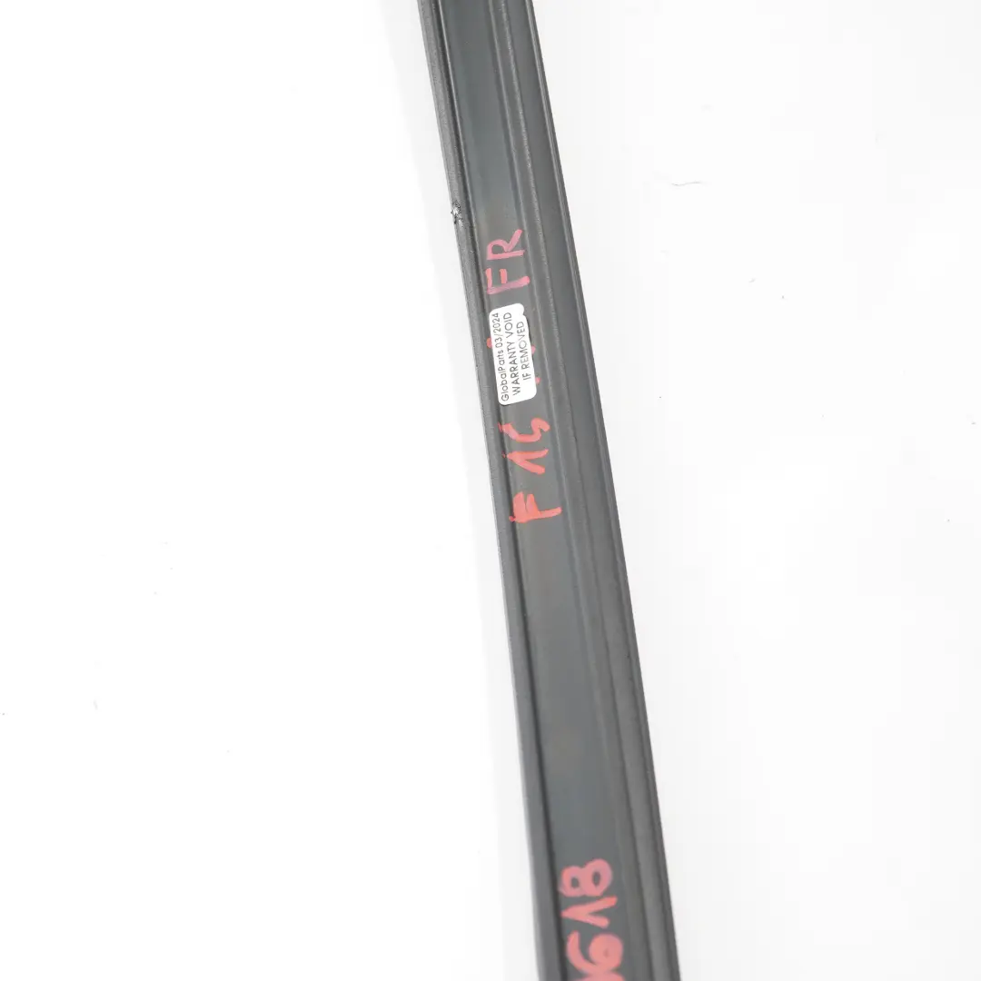 BMW X5 F15 Uszczelka Ramy Szyby Drzwi Prawy Przód - SKU 7289618 - Numer Części 7289618