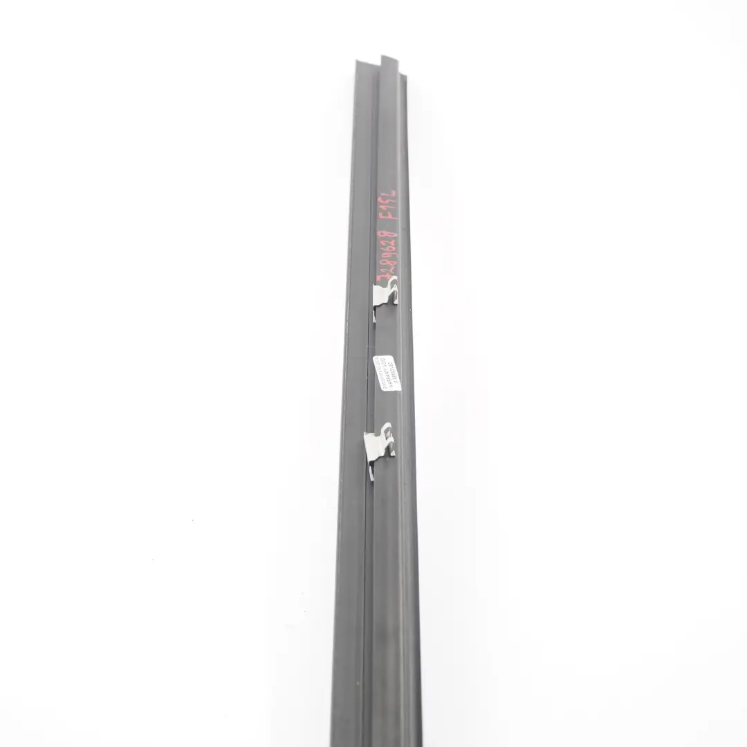 BMW X5 F15 Joint fenêtre Porte avant droite d'étanchéité caoutchouc - SKU 7289628 - Numéro de pièce 7289628