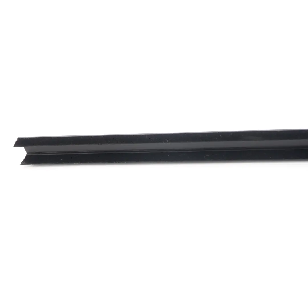 BMW X5 F15 Window Seal Door Front Right O/S Weatherstrip Gasket Rubber - SKU 7289628 - Part number 7289628