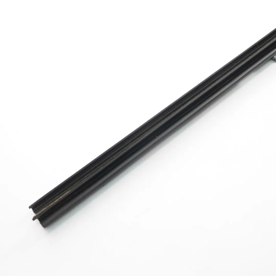 Intérieur Fenêtre Cache Canal Arrière Gauche Scellement pour BMW X5 F15 Porte à propos du numéro de pièce 7289641 BMW X5 F15 Porte Intérieur Fenêtre Cache Canal Arrière Gauche Scellement - SKU 7289641 - Numéro de pièce 7289641