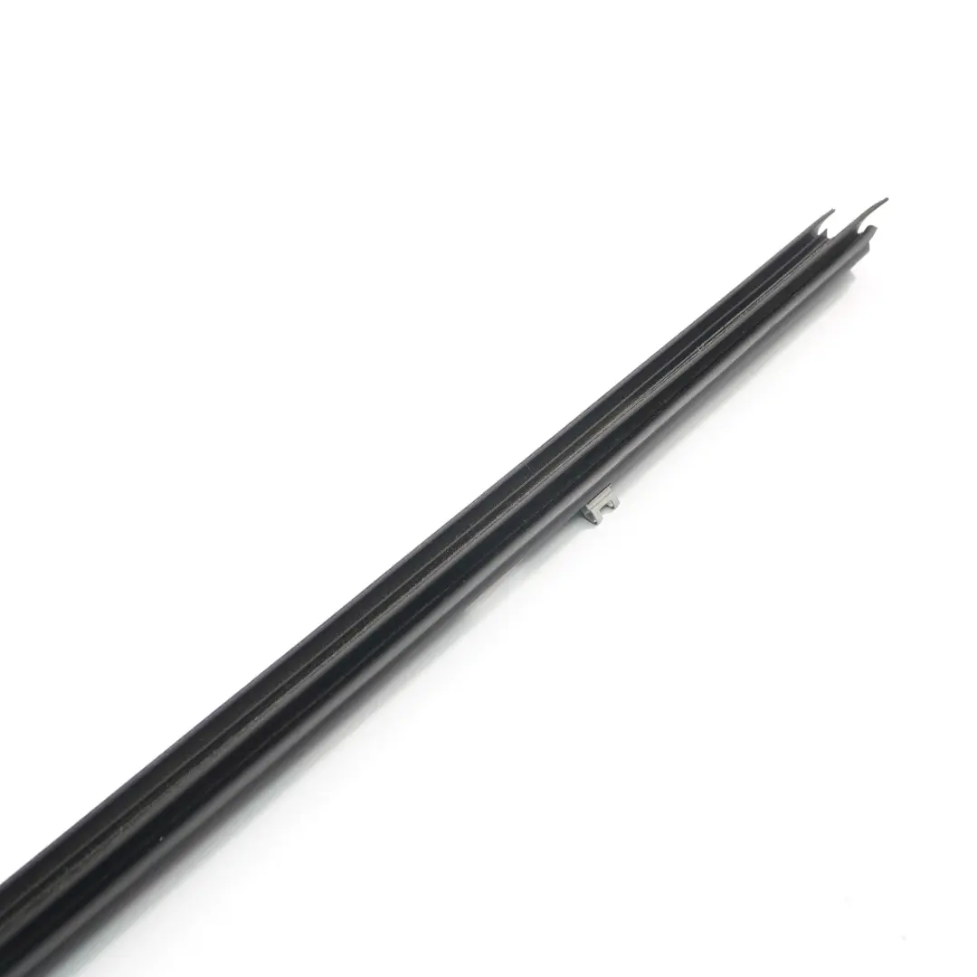 Intérieur Fenêtre Cache Canal Arrière Gauche Scellement pour BMW X5 F15 Porte à propos du numéro de pièce 7289641 BMW X5 F15 Porte Intérieur Fenêtre Cache Canal Arrière Gauche Scellement - SKU 7289641 - Numéro de pièce 7289641