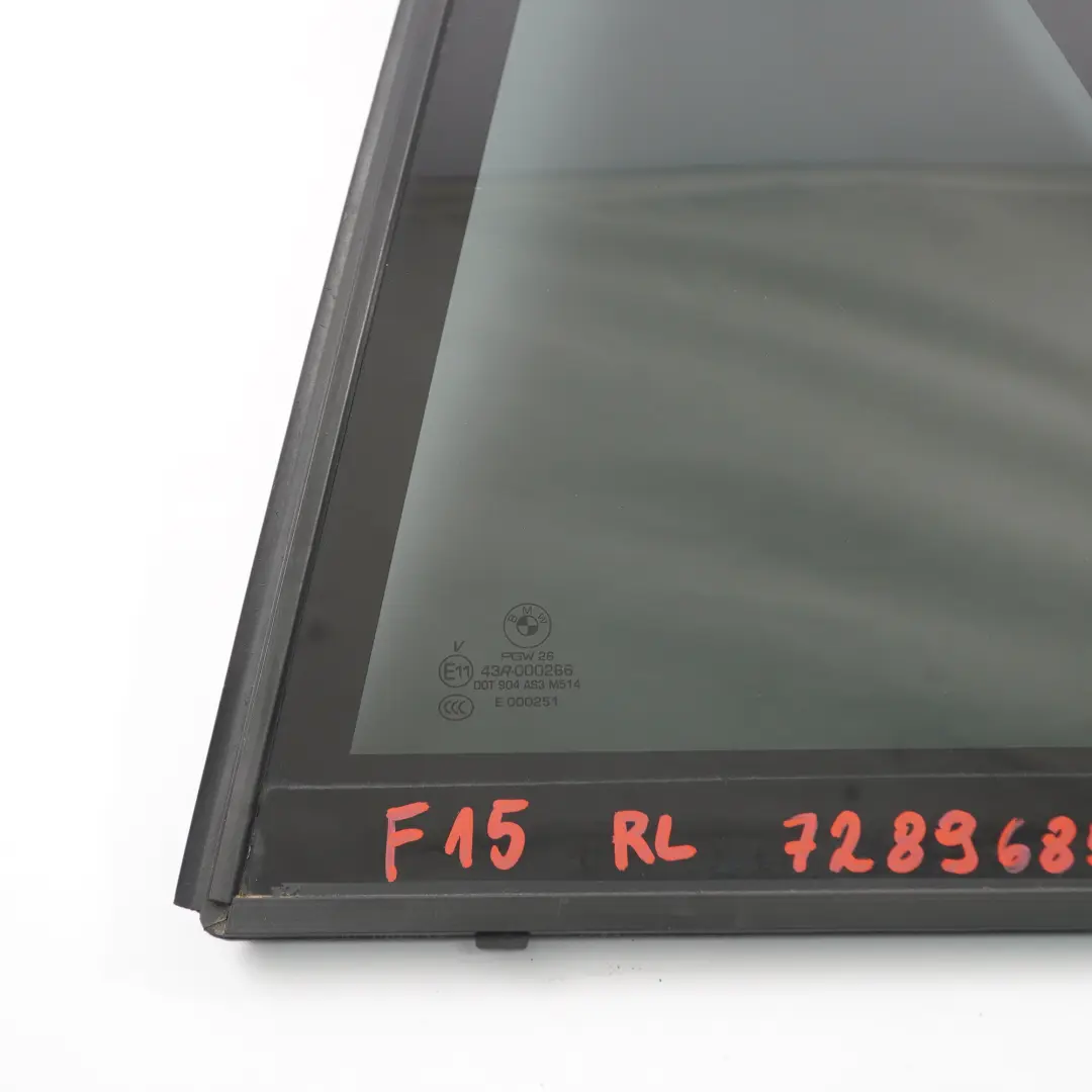 Puerta Ventana Fija Trasero Izquierdo Triángulo SSG Negro AS3 para BMW X5 F15 con número de pieza 7289685 BMW X5 F15 Puerta Ventana Fija Trasero Izquierdo Triángulo SSG Negro AS3 - SKU 7289685 - Número de pieza 7289685