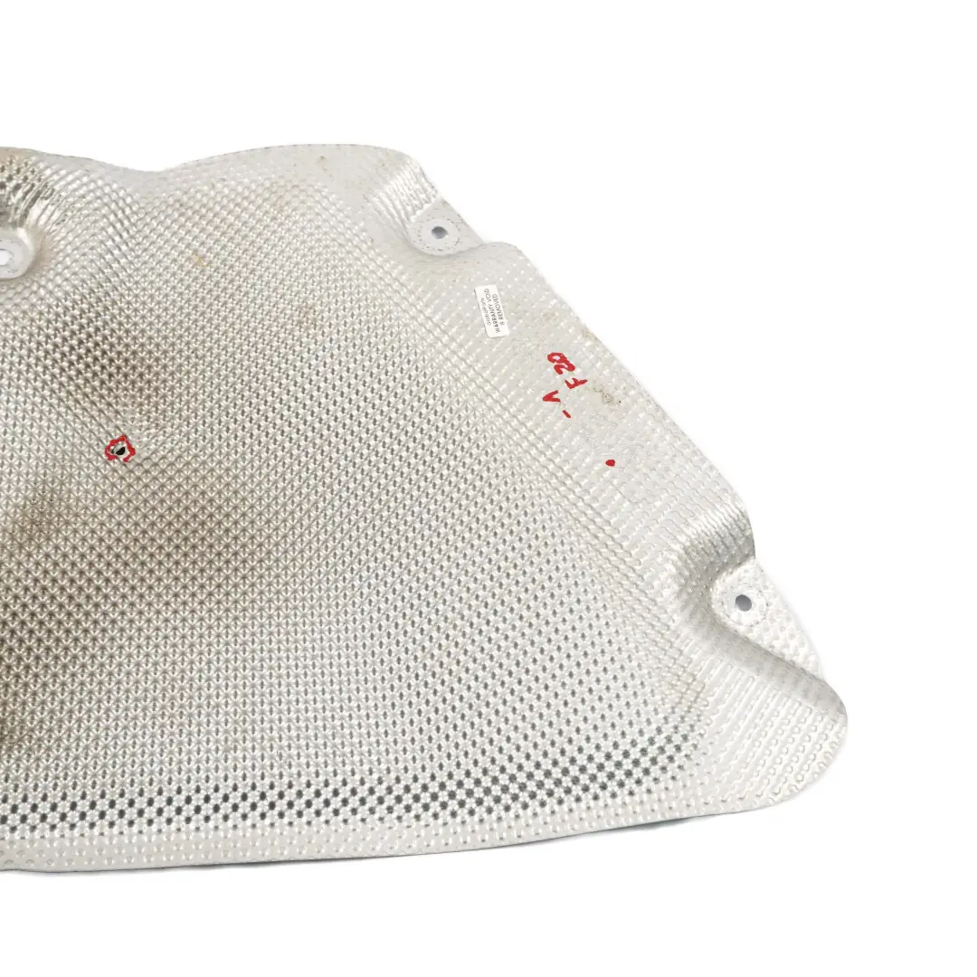 Osłona Izolacja Termiczna do BMW F20 F21 F30 F31 o numerze 7289875 BMW F20 F21 F30 F31 Osłona Izolacja Termiczna - SKU 7289875 - Numer Części 7289875