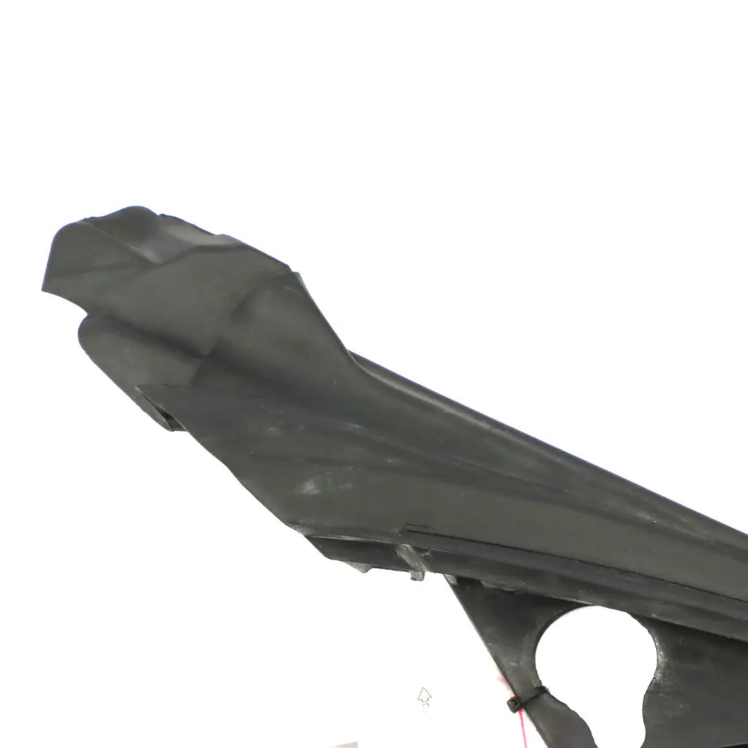 Guarnizione Angolo Modanatura Specchio Destro Guarnizione per BMW F34 GT con numero di parte 7289976 BMW F34 GT Guarnizione Angolo Modanatura Specchio Destro Guarnizione - SKU 7289976 - Numero di parte 7289976