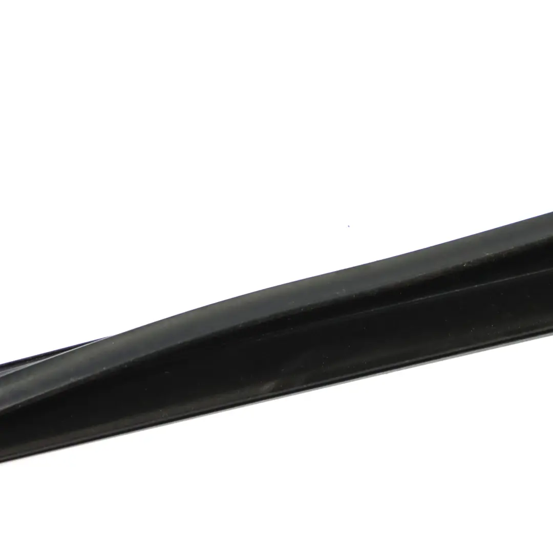 BMW F34 GT Uszczelka Narożnika Lusterka Wewnętrznego Prawa O/S - SKU 7289976 - Numer Części 7289976