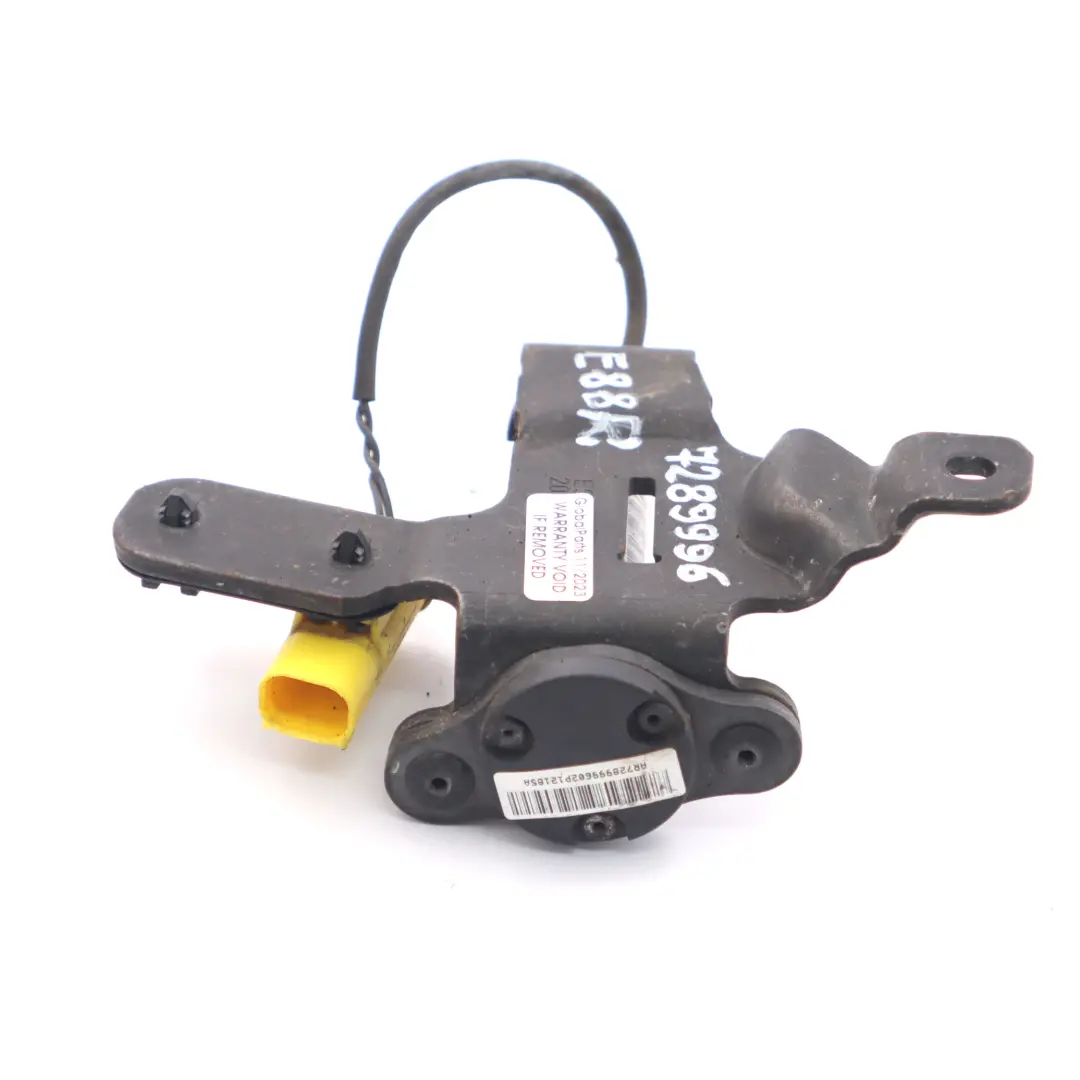 Bonnet Actuator BMW E82 E88 Hood Pedestrian Protection Right O/S to  with Part number 7289996  Bonnet Actuator BMW E82 E88 Hood Pedestrian Protection Right O/S - SKU 7289996 - Part number 7289996