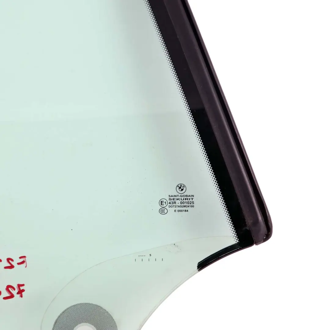 Vetro Posteriore Destro Laterale AS2 per BMW F23 Cabrio con numero di parte 7290494 BMW F23 Cabrio Vetro Posteriore Destro Laterale AS2 - SKU 7290494 - Numero di parte 7290494