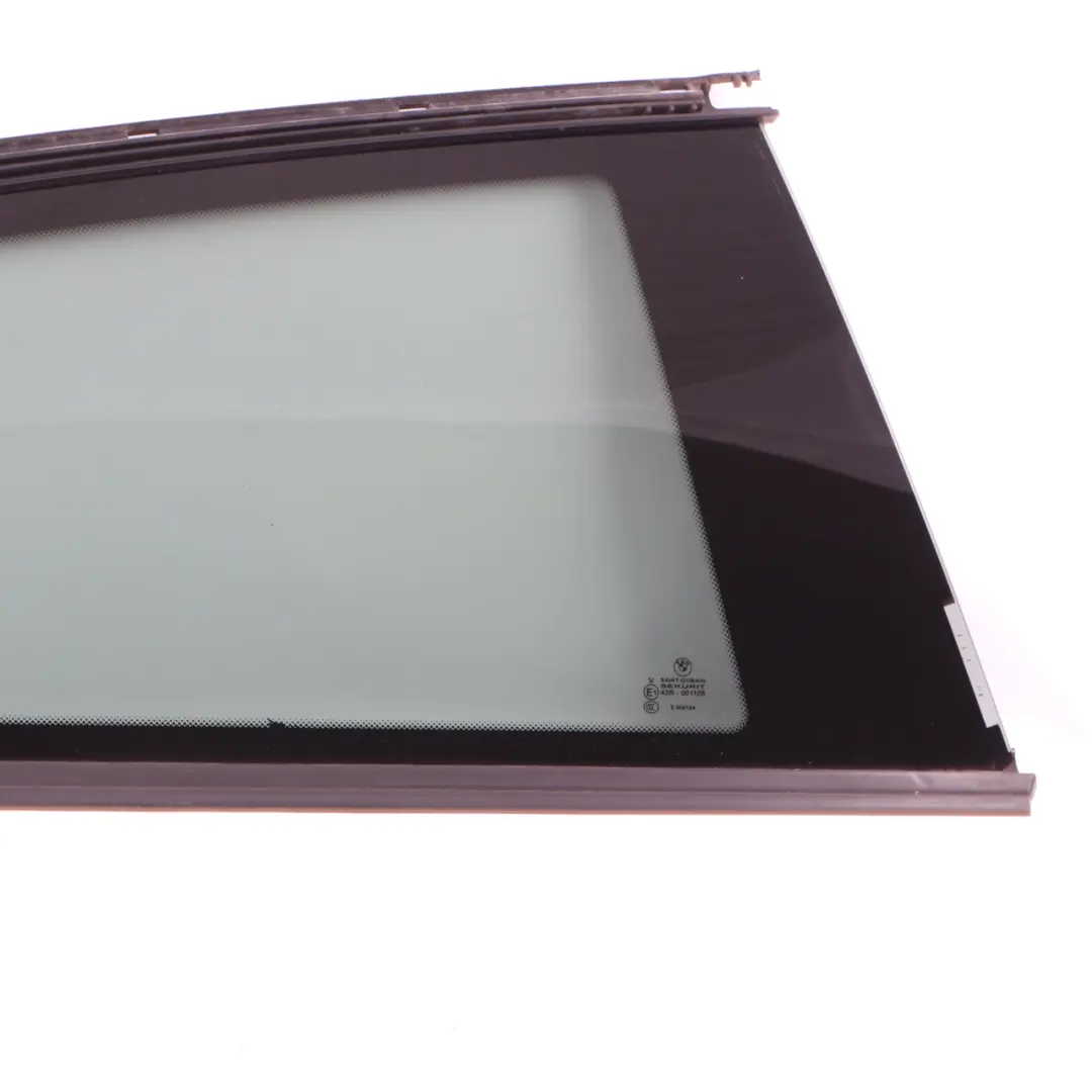 Ventana Lateral Cuarto Cristal Tintado Trasero Derecho Negro para BMW F21 con número de pieza 7290534 BMW F21 Ventana Lateral Cuarto Cristal Tintado Trasero Derecho Negro - SKU 7290534-1 - Número de pieza 7290534