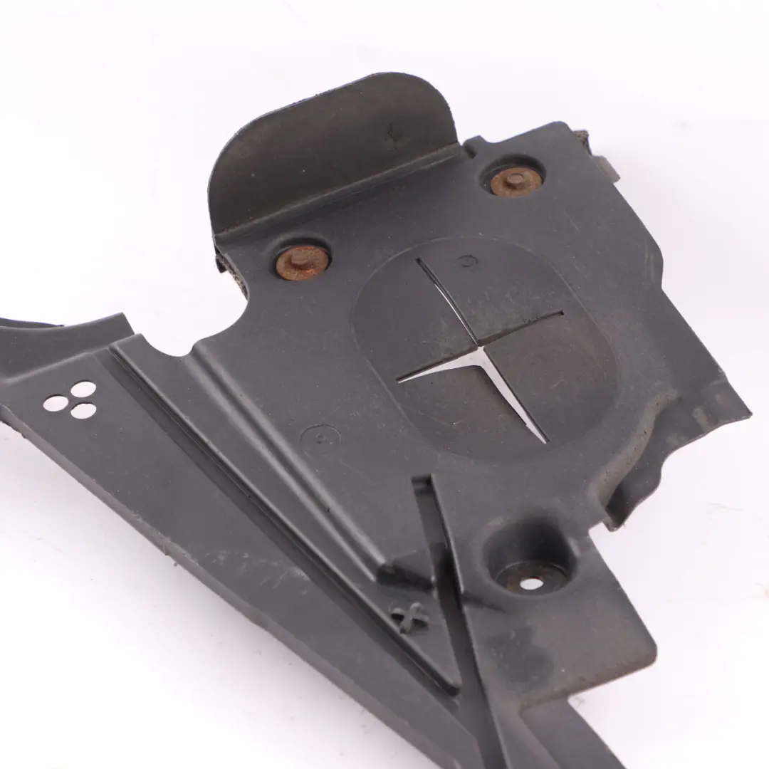 Copertura sottoscocca serbatoio destro per BMW F45 Active Tourer con numero di parte 7290812 BMW F45 Active Tourer Copertura sottoscocca serbatoio destro - SKU 7290812 - Numero di parte 7290812