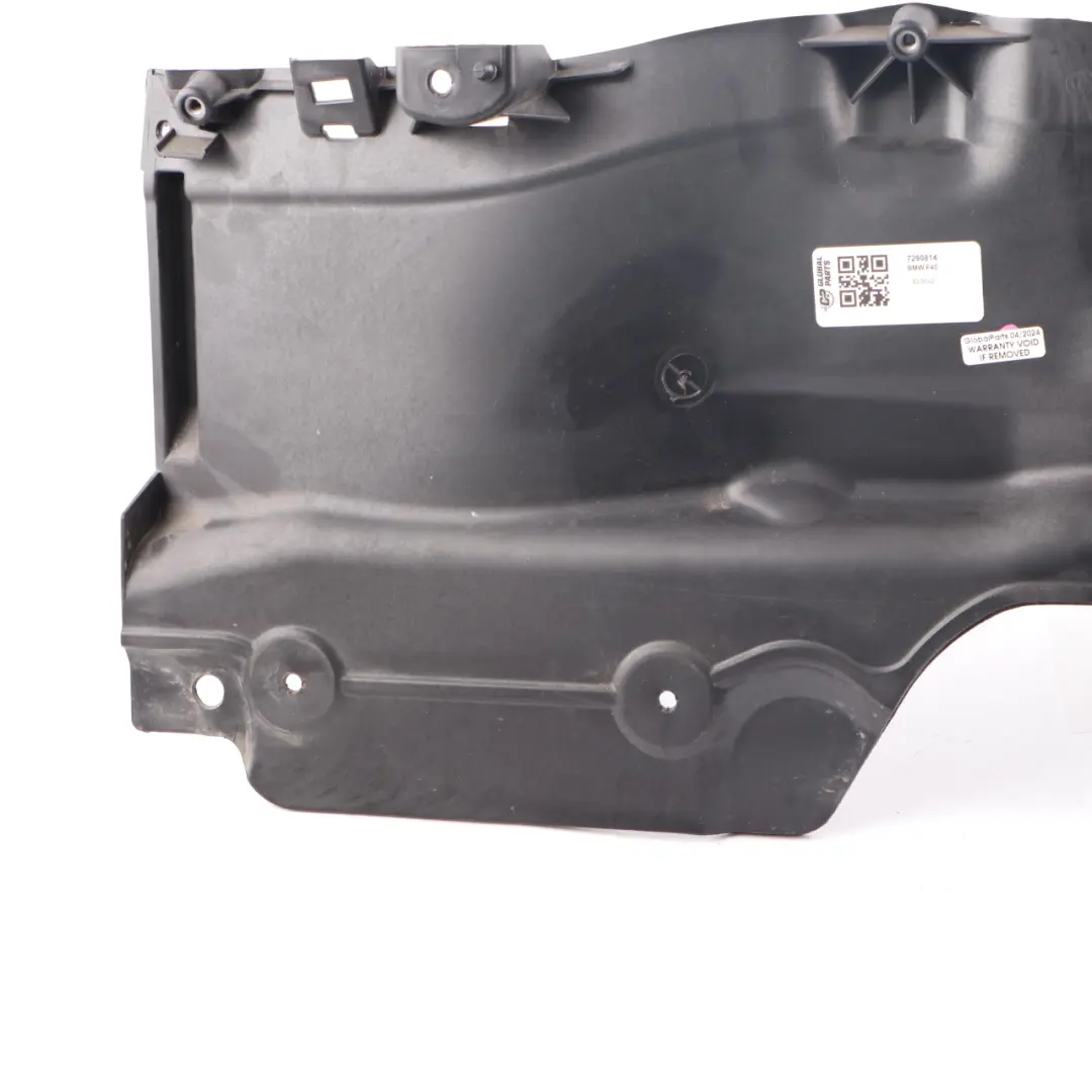 Paratia Sezione Inferiore Vano Motore Trim Plastica per BMW F40 Mini F55 F56 con numero di parte 7290814 BMW F40 Mini F55 F56 Paratia Sezione Inferiore Vano Motore Trim Plastica - SKU 7290814 - Numero di parte 7290814