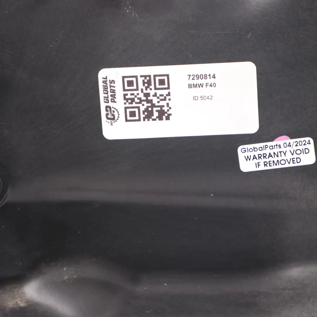 Paratia Sezione Inferiore Vano Motore Trim Plastica per BMW F40 Mini F55 F56 con numero di parte 7290814 BMW F40 Mini F55 F56 Paratia Sezione Inferiore Vano Motore Trim Plastica - SKU 7290814 - Numero di parte 7290814