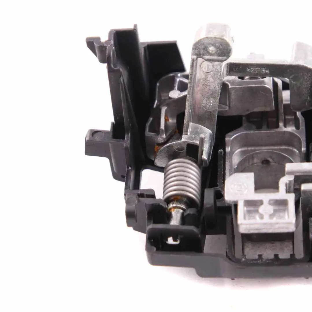 BMW i3 I01 Door Handle Grab Lock Base Carrier Outside Front Right O/S - SKU 7290864-1 - Part number 7290864