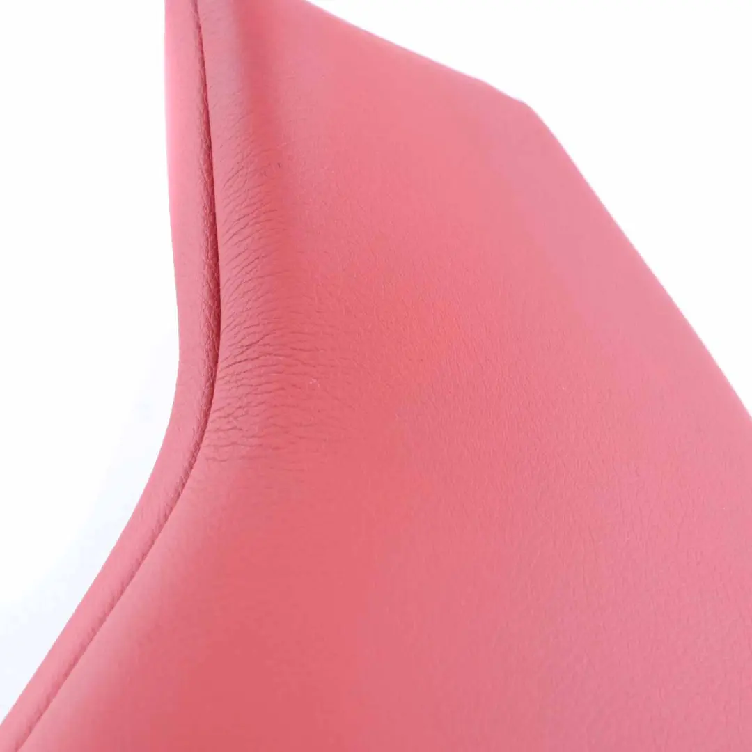 Finitura sedile posteriore sinistro Rivestimento pelle Rosso Corallo per BMW F20 F21 con numero di parte 7291235 BMW F20 F21 Finitura sedile posteriore sinistro Rivestimento pelle Rosso Corallo - SKU 7291235 - Numero di parte 7291235