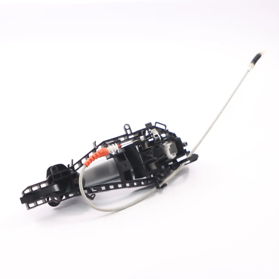BMW F36 Poignée Porte Arrière Gauche Extérieur Argent Glacier Métallisé - A83 - SKU 7291413-GSB1 - Numéro de pièce 7291413
