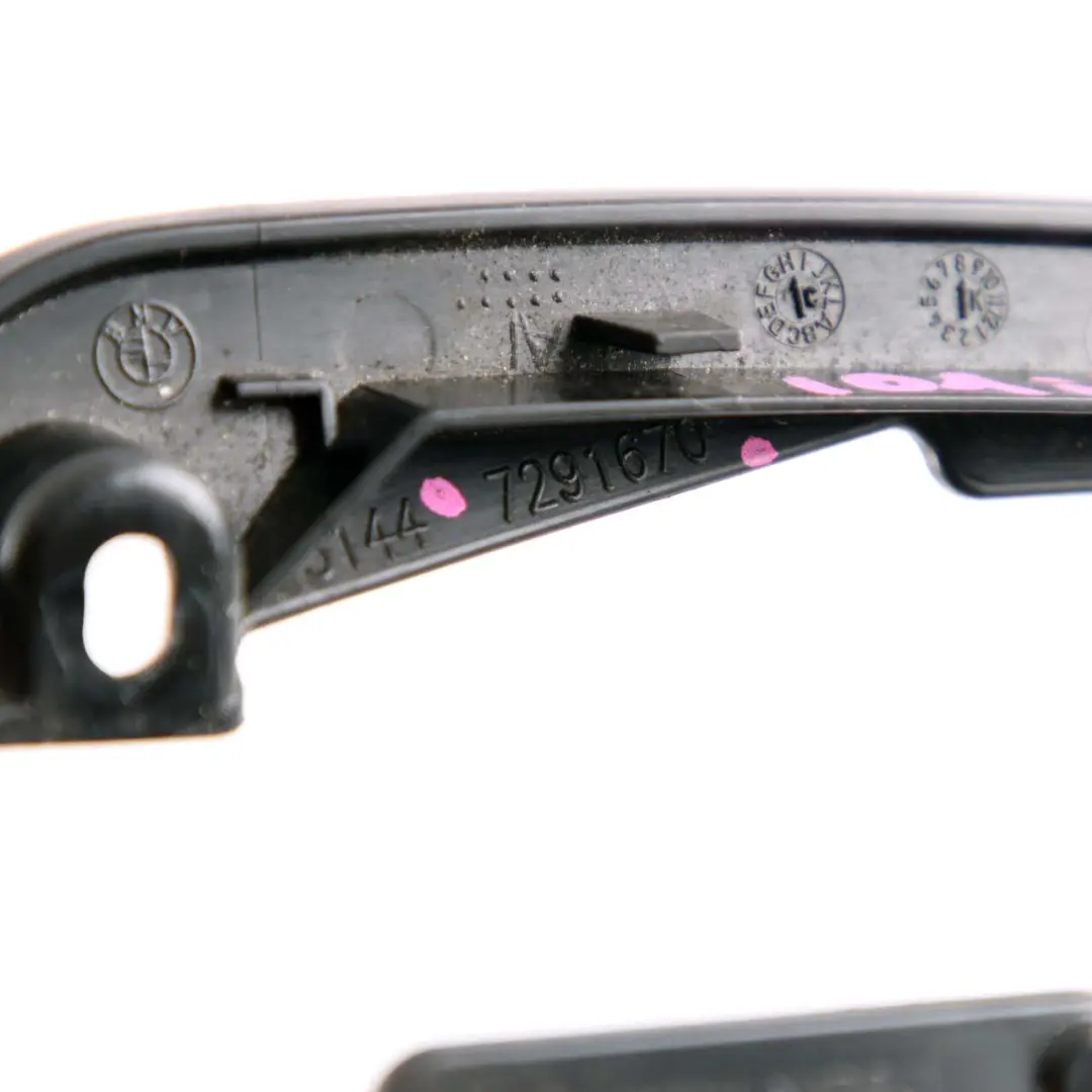 Finisher Cover Catch Bracket Right O/S Roofliner Black to BMW i3 I01 with Part number 7291670 BMW i3 I01 Finisher Cover Catch Bracket Right O/S Roofliner Black - SKU 7291670 - Part number 7291670