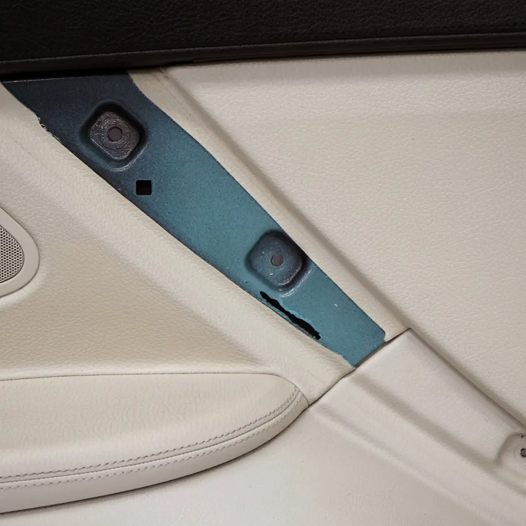 Panneau de garniture latérale arrière gauche Cuir ivoire blanc pour BMW F13 à propos du numéro de pièce 7291853 BMW F13 Panneau de garniture latérale arrière gauche Cuir ivoire blanc - SKU 7291853 - Numéro de pièce 7291853