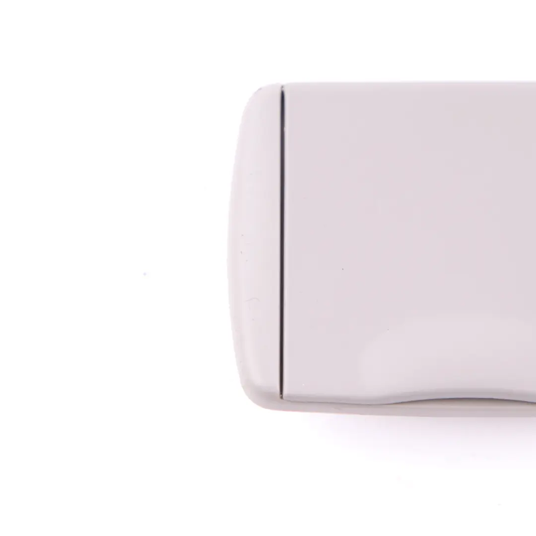 Couvercle montage d'espace chargement avant gauche Everest Grey 7264701 pour BMW F31 à propos du numéro de pièce 7292011 BMW F31 Couvercle montage d'espace chargement avant gauche Everest Grey 7264701 - SKU 7292011 - Numéro de pièce 7292011