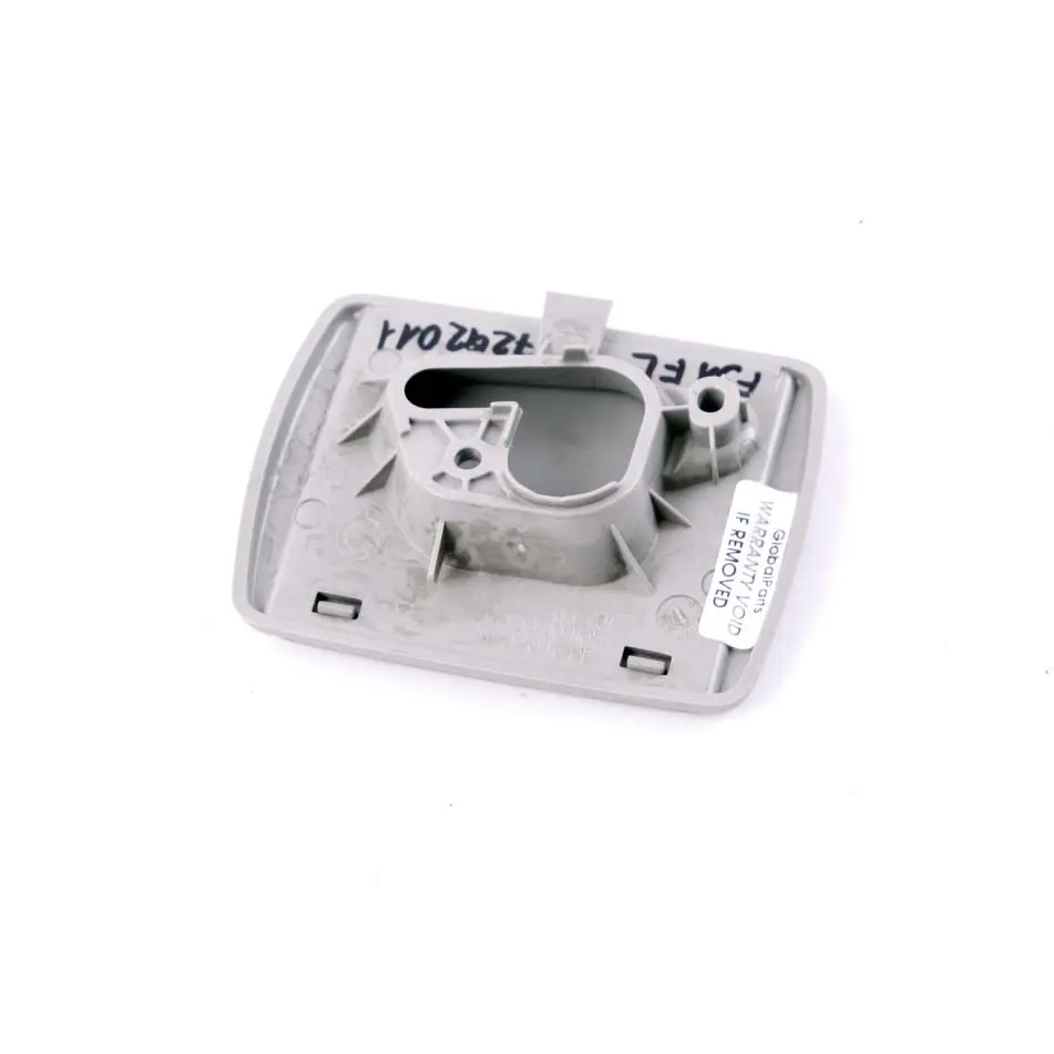 Cubierta Montaje Red Área Carga Delantera Izquierda Everest Gris 7264701 para BMW F31 con número de pieza 7292011 BMW F31 Cubierta Montaje Red Área Carga Delantera Izquierda Everest Gris 7264701 - SKU 7292011 - Número de pieza 7292011