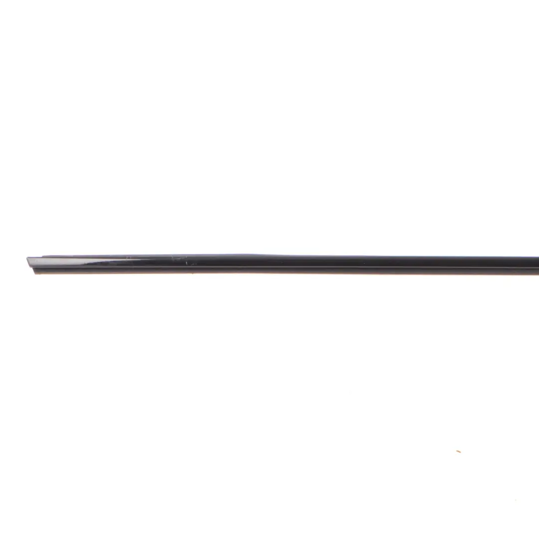 BMW F32 F82 M4 Burlete Exterior Puerta Delantera Izquierda Negro Alto Brillo - SKU 7292563 - Número de pieza 7292563