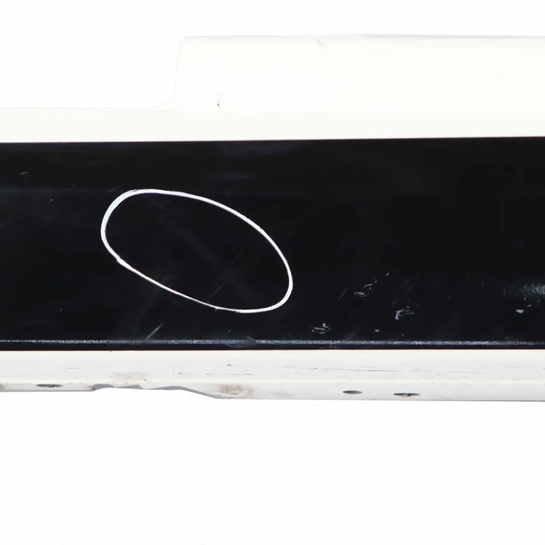 Bas de Porte Seuil Facade Droite Alpinweiss 3 - 300 pour BMW F21 F22 à propos du numéro de pièce 7293544 BMW F21 F22 Bas de Porte Seuil Facade Droite Alpinweiss 3 - 300 - SKU 7293544-AW - Numéro de pièce 7293544