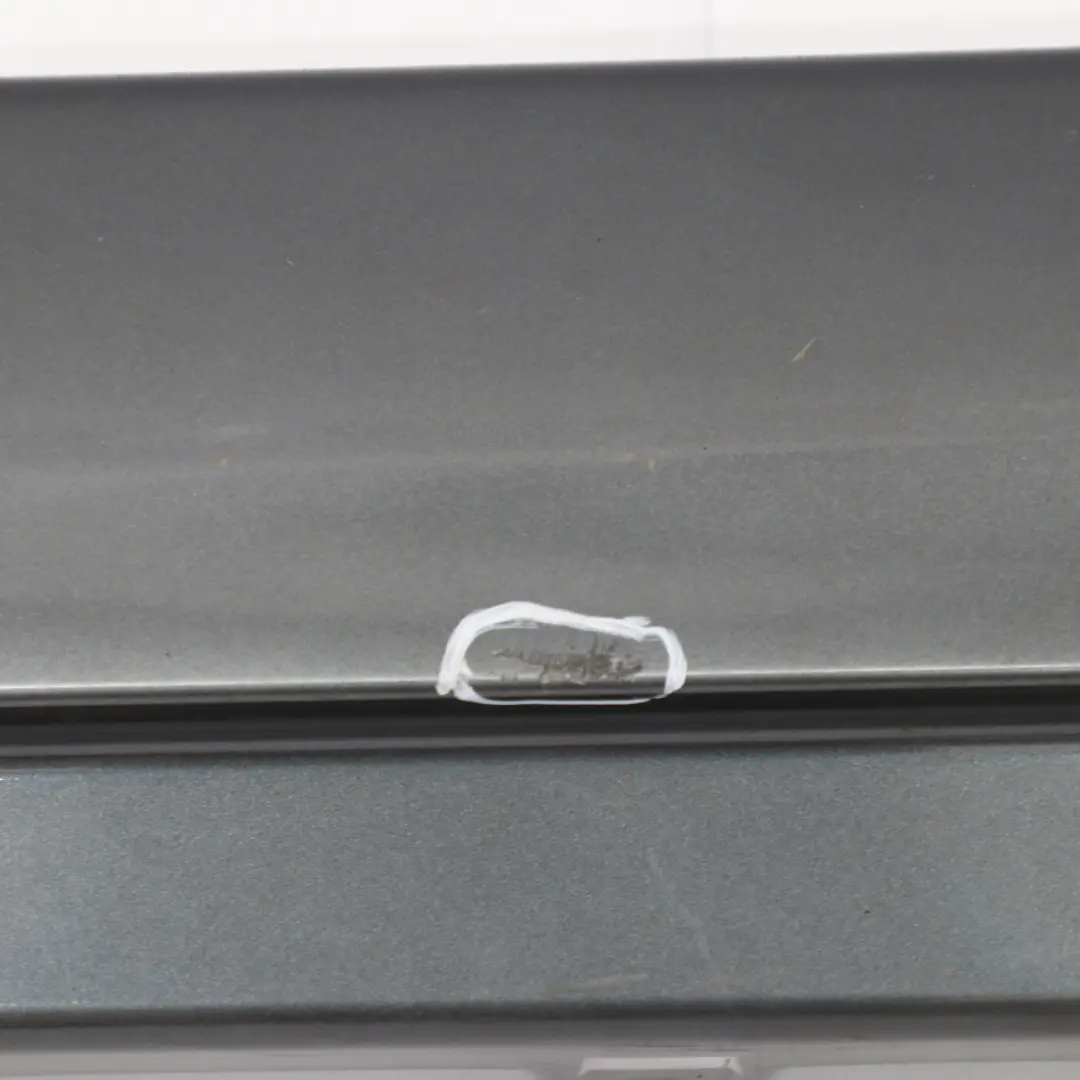 Faldón lateral BMW F21 F22 Tapa de umbral de puerta derecha Gris mineral B39 para con número de pieza 7293544 Faldón lateral BMW F21 F22 Tapa de umbral de puerta derecha Gris mineral B39 - SKU 7293544-MG1 - Número de pieza 7293544