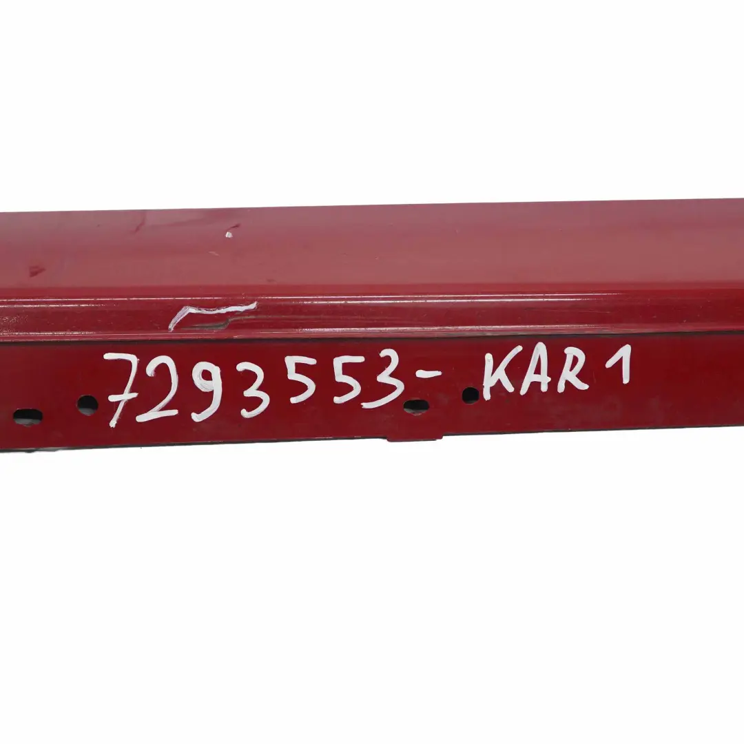 Sill Strip Faldón Lateral Izquierdo Karmesinrot Rojo Carmesí - A61 para BMW F20 con número de pieza 7293553 BMW F20 Sill Strip Faldón Lateral Izquierdo Karmesinrot Rojo Carmesí - A61 - SKU 7293553-KAR1 - Número de pieza 7293553