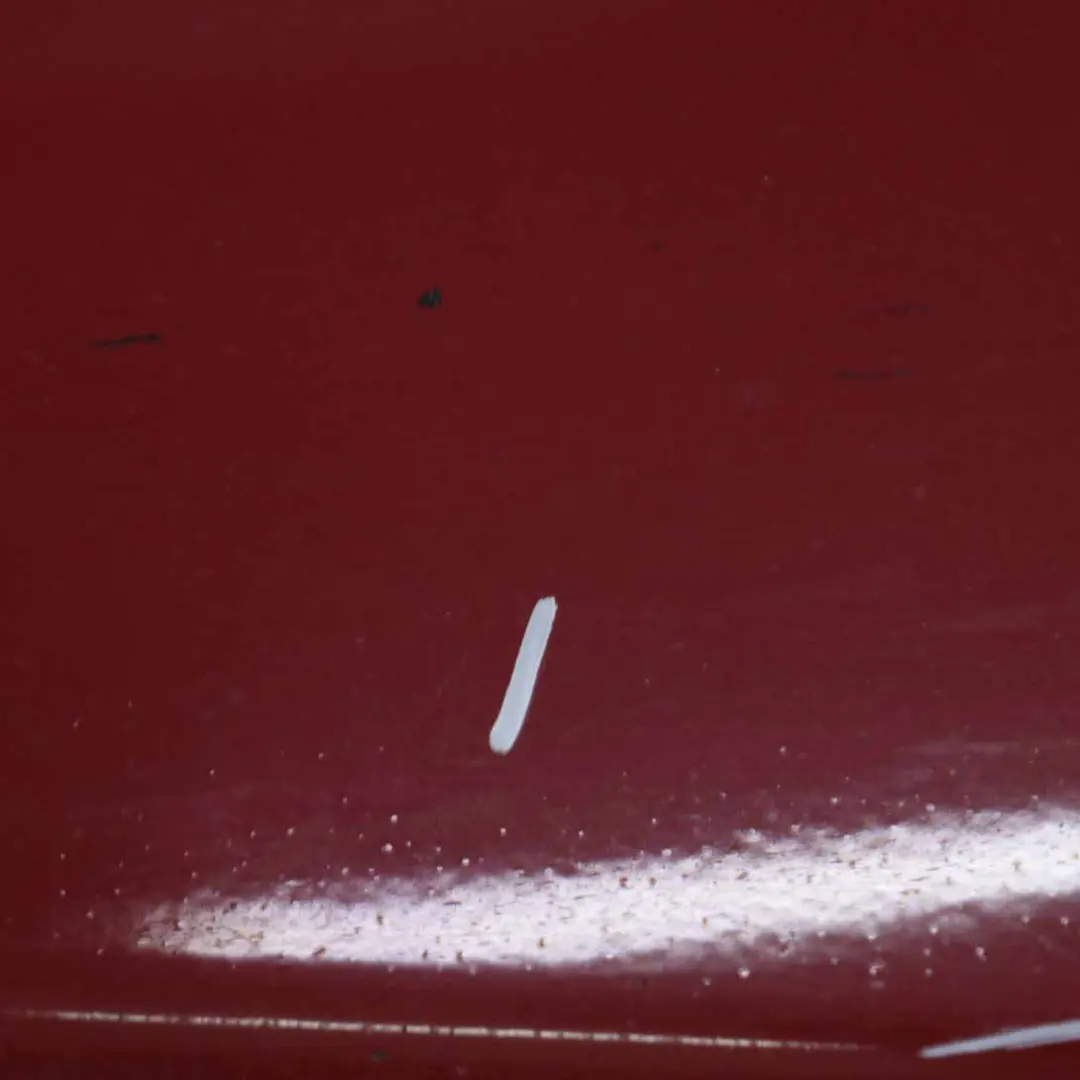 Bande de seuil latérale gauche Karmesinrot Rouge Cramoisi - A61 pour BMW F20 à propos du numéro de pièce 7293553 BMW F20 Bande de seuil latérale gauche Karmesinrot Rouge Cramoisi - A61 - SKU 7293553-KAR2 - Numéro de pièce 7293553