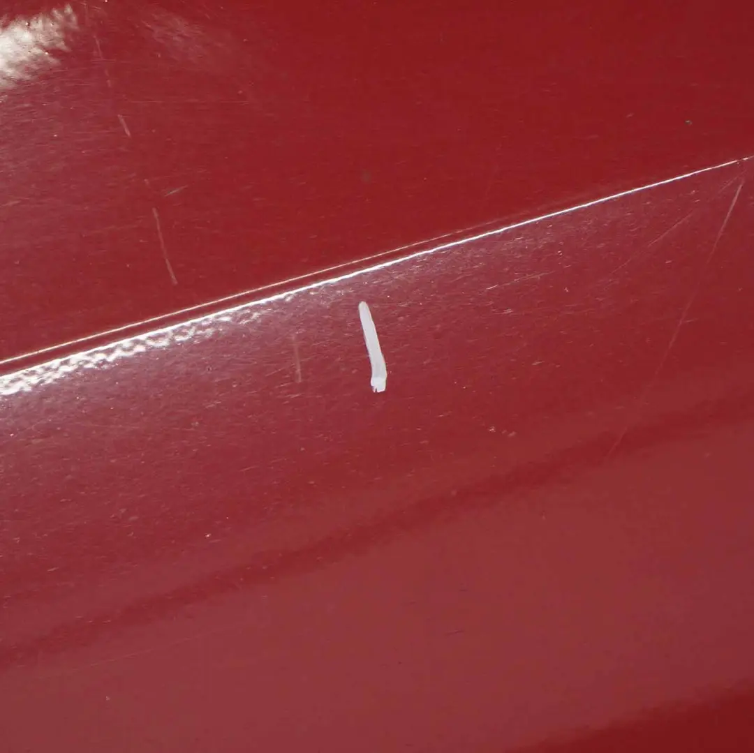 Bande de seuil latérale gauche Karmesinrot Rouge Cramoisi - A61 pour BMW F20 à propos du numéro de pièce 7293553 BMW F20 Bande de seuil latérale gauche Karmesinrot Rouge Cramoisi - A61 - SKU 7293553-KAR5 - Numéro de pièce 7293553